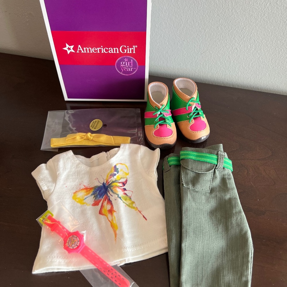 American Girl Lea's Rainforest Hike Outfit RETIRED for 18" Doll NEW IN BOX